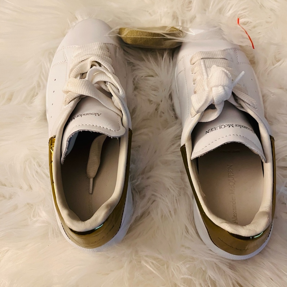 Alexander McQueen sneakers Size 1 1/2 - Picture 8 of 10